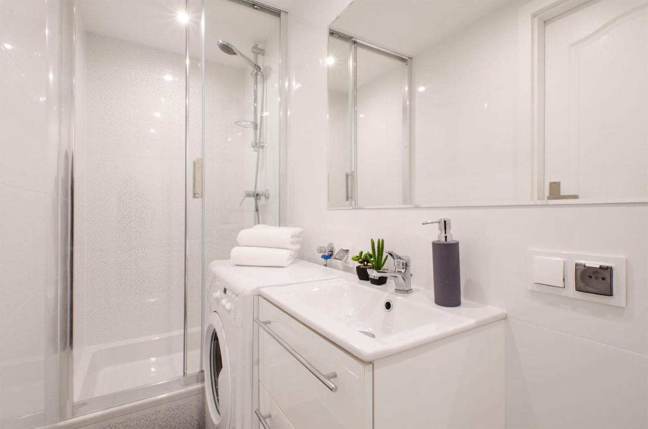 Stylish Apartments Near The Cinematography Museum Lodź Bagian luar foto